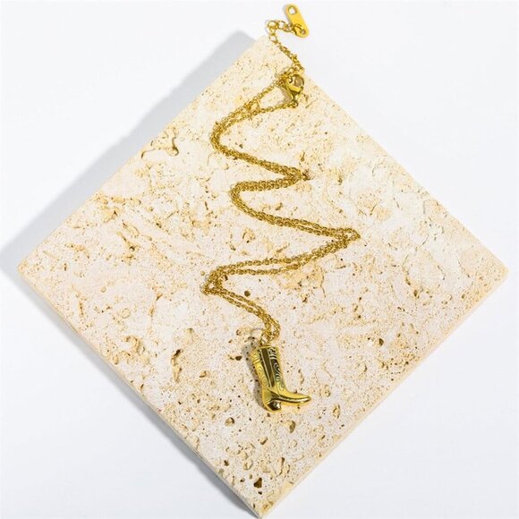 YANCHUN Necklace for Women, Gold Charm, Cowgirl Hat & Boots Western Jewelry Gift - Picture 6 of 7